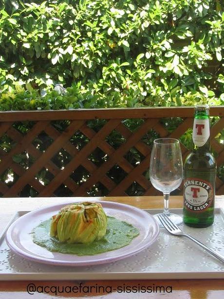 ditaloni con calamaretti nei fiori di zucchina