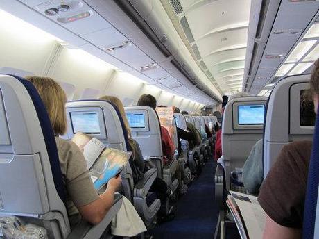 Un virus colpisce e comincia l'incubo:18 ore di vomito e diarrea...in volo! Un virus colpisce e comincia l'incubo:18 ore di vomito e diarrea...in volo!