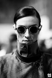 ART AND FASHION: FASHION IS ART!