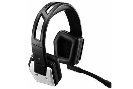 Cooler Master annuncia l’headset CM Storm Pulse-R