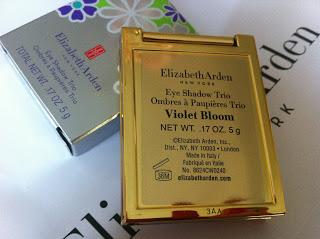 Violet Bloom palette di Elizabeth Arden: swatch e review