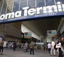 Stazione Termini di Roma Divampa un incendio Tre agenti Polfer intossicati