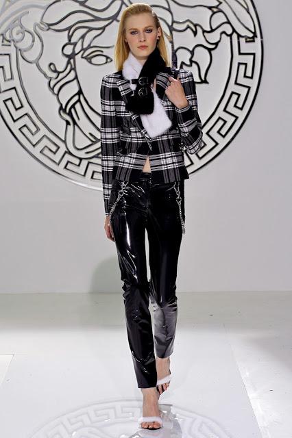 MUST HAVE -TARTAN