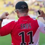 Eros Ramazzotti in campo con la maglia del Monaco (foto)