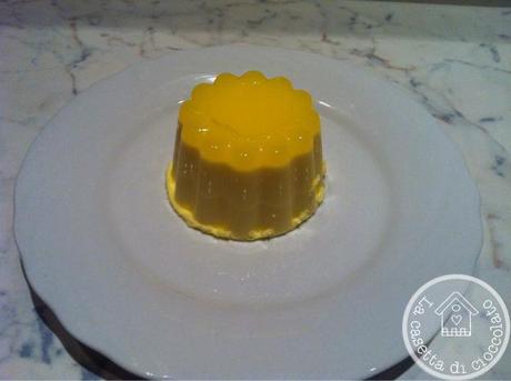 Bavarese al limone con coulis di fragole