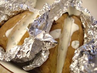 Le Curvy Ricette: patate al cartoccio con panna acida