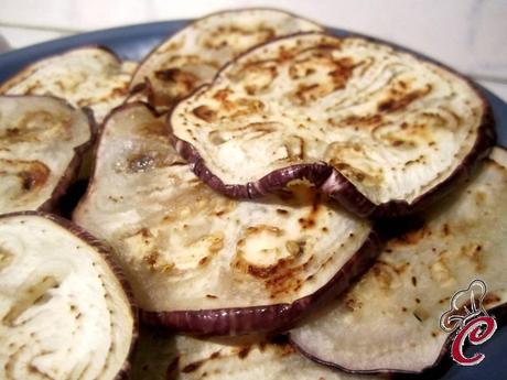 Carpaccio di melanzane su crema di basilico e anacardi: il piatto delle 3S affamato di S....uccesso