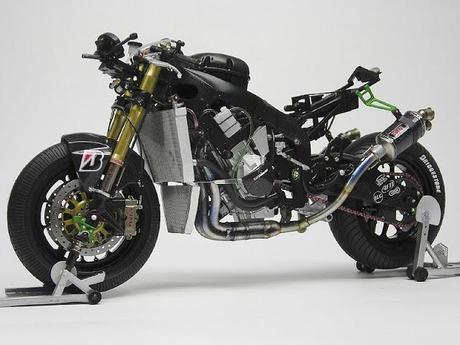 Yoshimura GSX-R 1000 8 Hours Suzuka 2009 by Max Moto Modeling