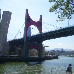 Vivere l’arte ed emozionarsi al Museo Guggenheim di Bilbao