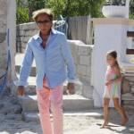 Valentino sullo yacht a Mykonos: con lui la blogger Olivia Palermo05