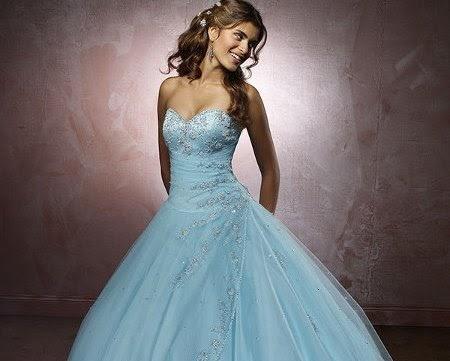 Dreaming the Wedding Dress...