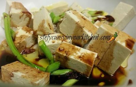 Involtini di melanzane ripiene di tofu marinato