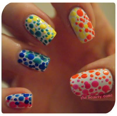 NEON LIGHTS - Neon Polka Dots