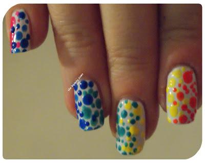 NEON LIGHTS - Neon Polka Dots