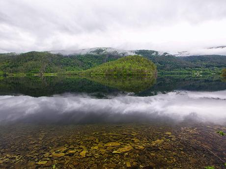 Norway: fjords, lakes and clouds #03