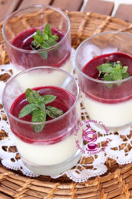 PANNA COTTA VANIGLIA COULISSE MIRTILLI (19)+