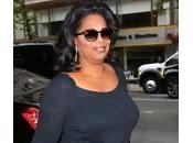 Oprah Winfrey, borsa negata. Commessa: “Non vero, nessun razzismo”