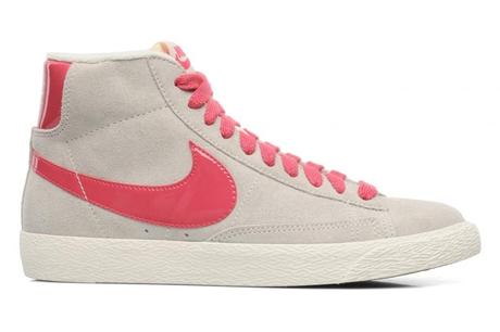 nike-wmns-blazer-mid-suede-vintage-1024x682