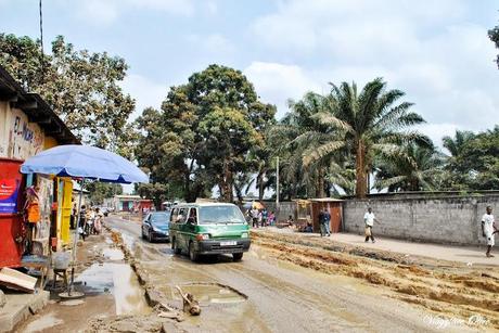 Il quartiere di Kinsoundi e un Cent-Cent