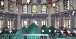 Istanbul, Europa: I cimiteri di Istanbul, i mausolei imperiali di Ayasofya