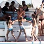 Kate Moss in vacanza a Formentera03