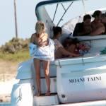 Kate Moss in vacanza a Formentera14