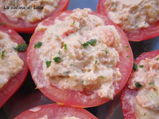 Secondi: Pomodori ripieni di tonno patate e maionese