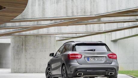 Mercedes - Benz GLA pronta per il debutto a Francoforte