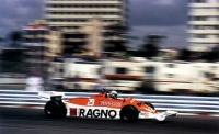 1981, l'Uomo-Ragno Patrese a Long Beach