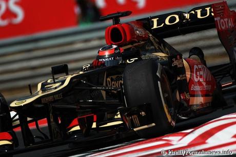 Kimi Raikkonen (Lotus) on track with P Zero White medium tyres