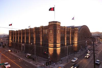 Una visita al San Francisco Armory/1