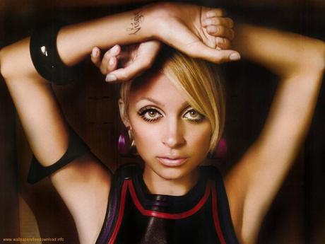 Nicole Richie - Fashion Icon