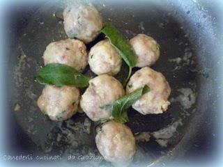 CANEDERLI  E  PASTA  FATTA  IN  CASA