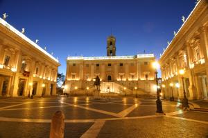 piazza-del-campidoglio-alba-jpg