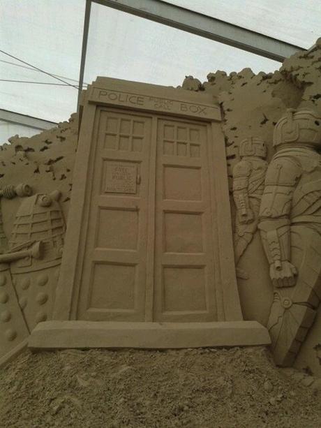 doctor-who-spiaggia