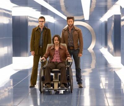 X Men: Days of Future Past   Nuova immagine con Logan, Xavier e Hank  X Men: Days of Future Past Nicholas Hoult James McAvoy Hugh Jackman Bryan Singer 