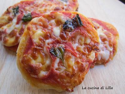 Pizza e pane: Pizzette con lievito madre