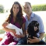 Kate Middleton e William presentano George: la foto ufficiale in famiglia