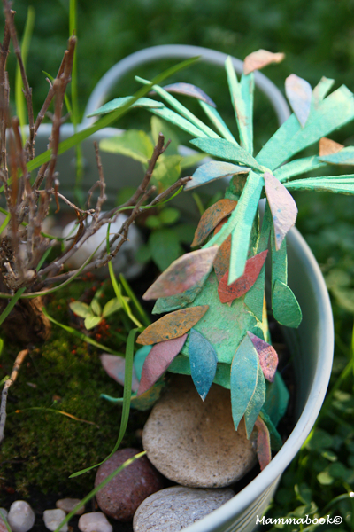 Fairy garden con il cartone delle uova – Fairy Garden with egg carton