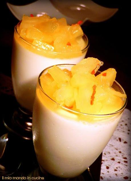 PANNA cotta al COCCO con ANANAS piccantino allo zenzero