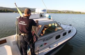 polizia-provinciale-motoscafo