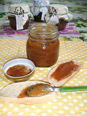 Marmellata di fichi e cannella