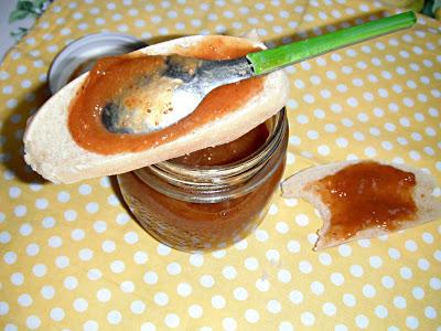 Marmellata di fichi e cannella