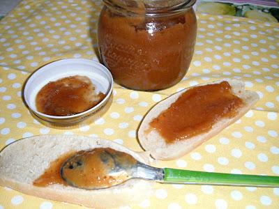 Marmellata di fichi e cannella