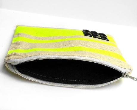 Pouch Neon e Borchie yellow