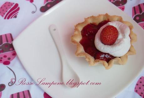 MINI PIE ALLE FRAGOLE