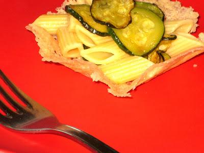 CESTINO DI PASTA CON LE ZUCCHINE