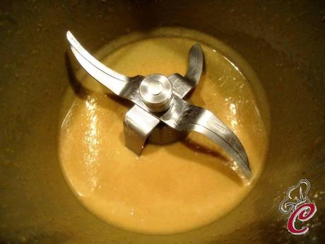 Tartellette di pesche e ricotta al cocco: la dolcezza che arriva sempre quando si percepisce un cuore dolce