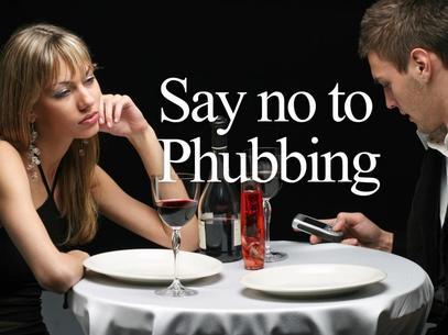 phubbing Phubbing: spegni il cellulare!