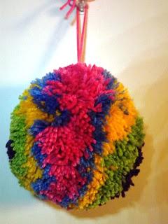 Big Wool Pom Pom